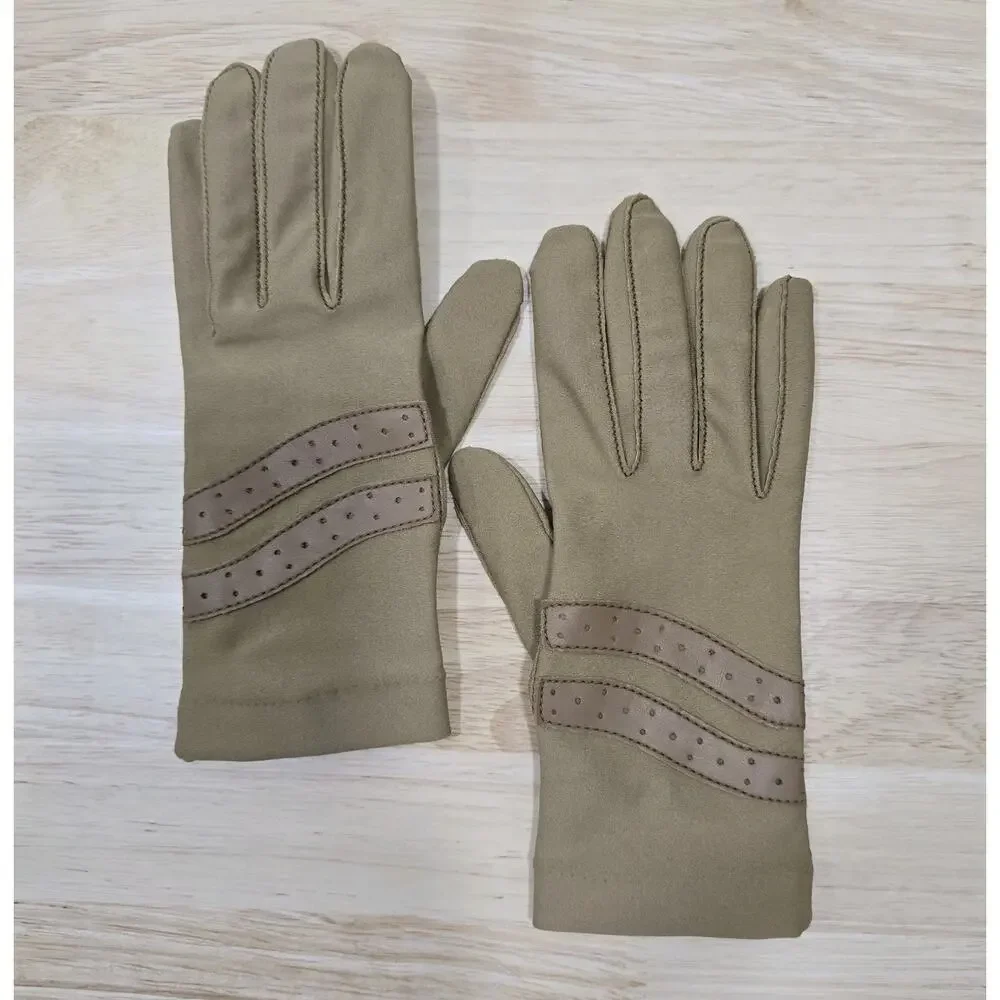 Women's Sheer Energy Gloves By Leggs One Size Stretch Fit Beige Tan - Picture 3 of 8